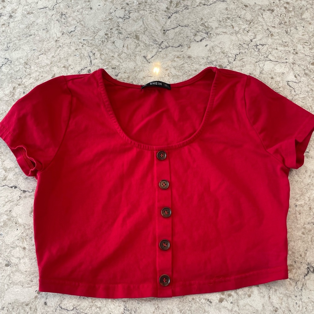 Red t-shirt